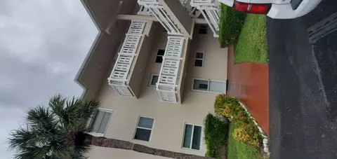 2770 Garden Dr #301, Lake Worth, FL 33461