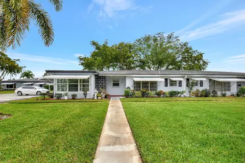 605 High Point Blvd N #B, Delray Beach, FL 33445