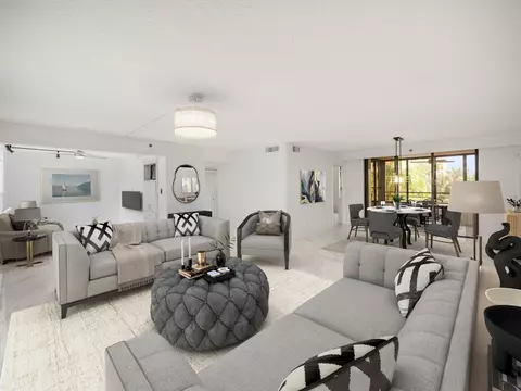 7233 Promenade Dr #302, Boca Raton, FL 33433