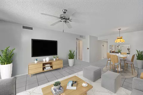 12022 W Greenway Dr #104, Royal Palm Beach, FL 33411