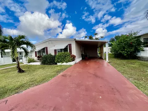 6750 NW 45th Way #R-02, Coconut Creek, FL 33073