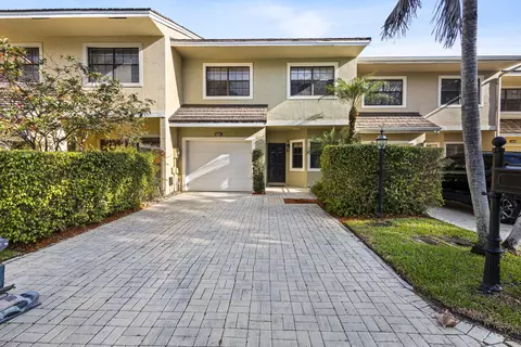 5704 Santiago Cir #5704, Boca Raton, FL 33433