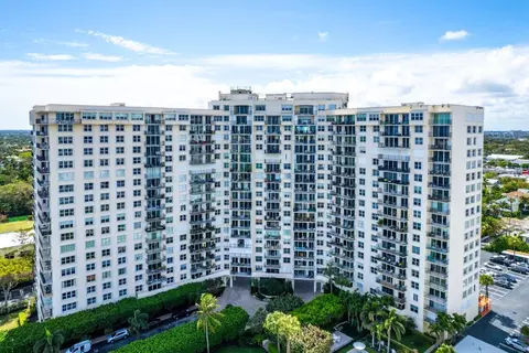 1801 S Flagler Dr #204, West Palm Beach, FL 33401
