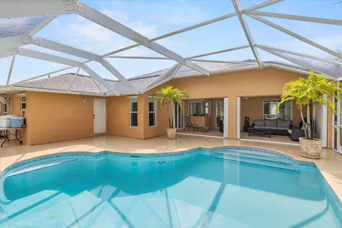 2914 SW Boxwood Cir, Port Saint Lucie, FL 34953