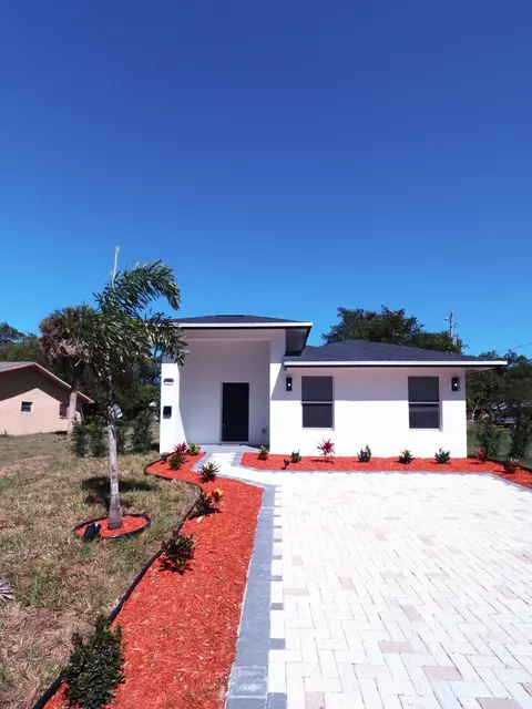 150 S 19th S St, Fort Pierce, FL 34950