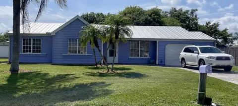 2024 SE Ancora Ct, Port Saint Lucie, FL 34952