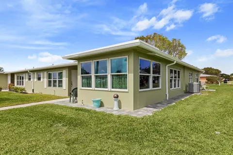 275 High Point Blvd #D, Boynton Beach, FL 33435