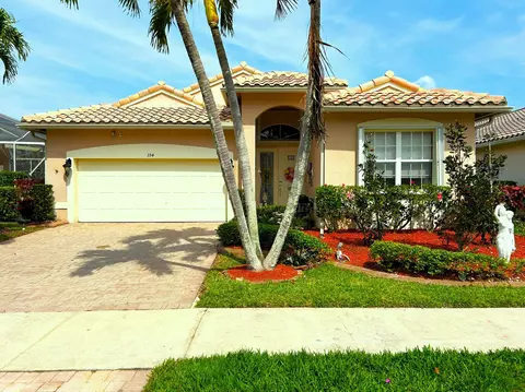 354 NW Springview Loop, Port Saint Lucie, FL 34986