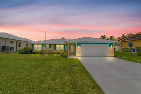 522 SW Pine Tree Ln, Palm City, FL 34990