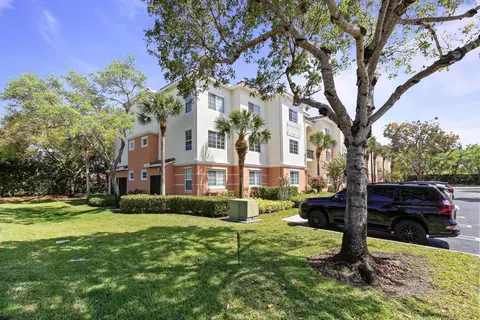 9857 Baywinds Dr #9203, West Palm Beach, FL 33411