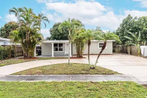 2396 Lynn Dr, West Palm Beach, FL 33415
