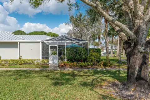 1579 SW Waterfall Blvd, Palm City, FL 34990