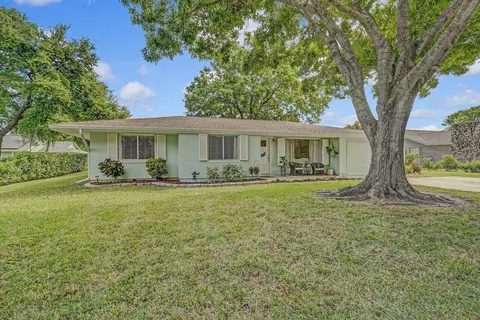 1964 5th Ave SE, Vero Beach, FL 32962