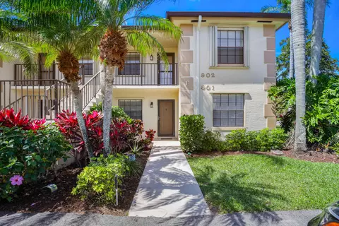 901 Pinecrest Cir #F, Jupiter, FL 33458