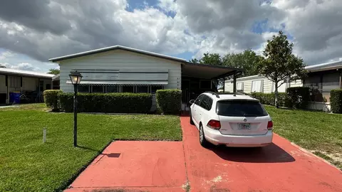 7676 SE Independence Ave, Hobe Sound, FL 33455