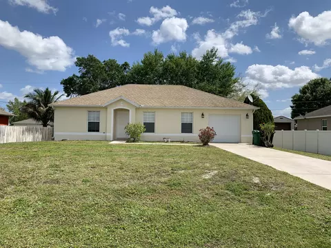 4437 SW Babylon St, Port Saint Lucie, FL 34953