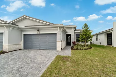 9945 SW Isabelline Dr, Port Saint Lucie, FL 34987