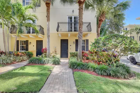 2502 N Dixie Hwy #32, Lake Worth, FL 33460