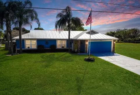 2339 SW Kent Cir, Port Saint Lucie, FL 34953