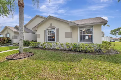 9483 Boca Gardens Cir S #B, Boca Raton, FL 33496