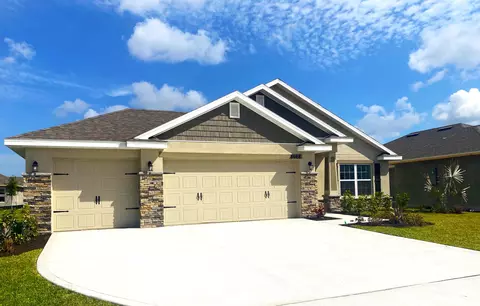 8668 Pavia St, Fort Pierce, FL 34951
