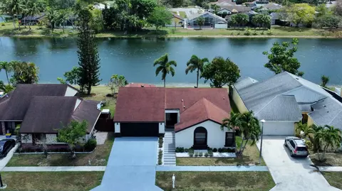 21488 Summertrace Cir, Boca Raton, FL 33428