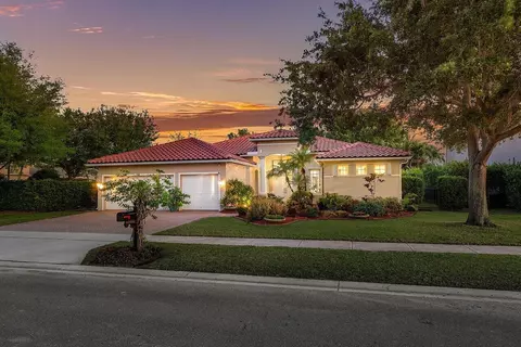 9408 Coventry Lake Ct, West Palm Beach, FL 33411