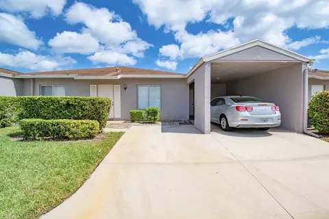 14771 Wildflower Ln, Delray Beach, FL 33446