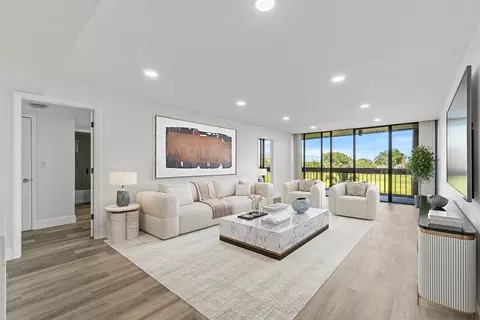 2000 Presidential Way #301, West Palm Beach, FL 33401
