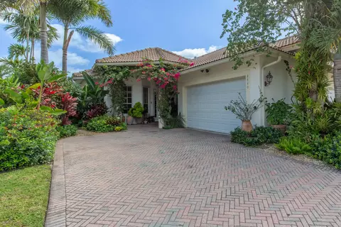 2840 Twin Oaks Way, Wellington, FL 33414