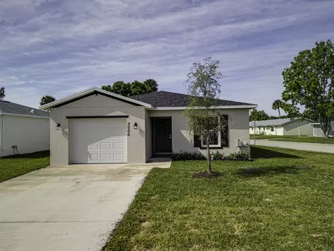 5000 SE 43rd St, Okeechobee, FL 34974