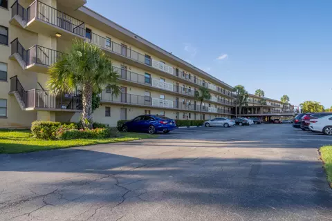 9355 SW 8th Street St #406, Boca Raton, FL 33428