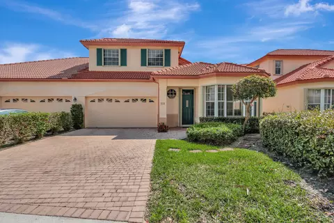 156 Spyglass Way, Palm Beach Gardens, FL 33418