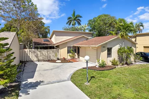 2620 NW 10th St, Delray Beach, FL 33445