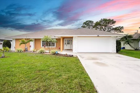 526 SEuclid Ln, Port Saint Lucie, FL 34983
