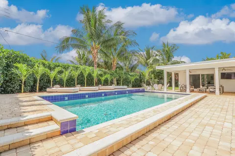 19267 W Indies Ln, Jupiter, FL 33469