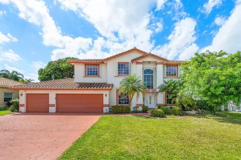 5541 NW 38th Ter, Coconut Creek, FL 33073