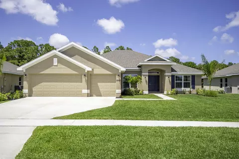 8752 Waterstone Blvd, Fort Pierce, FL 34951