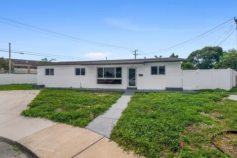 3760 NW 5th St, Lauderhill, FL 33311