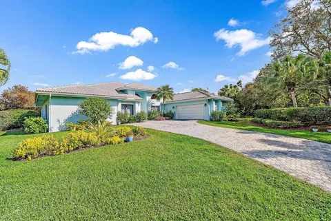 4034 SW Gleneagle Cir, Palm City, FL 34990