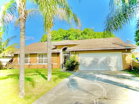 937 SW Gwendolen Ter, Port Saint Lucie, FL 34953