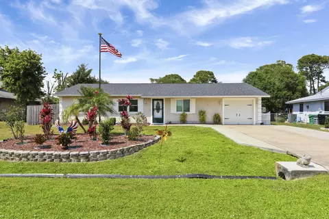371 SE Voltair Ter, Port Saint Lucie, FL 34983
