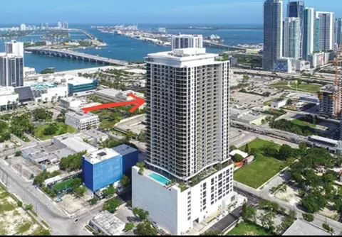 1600 NE 1st Ave #1720, Miami, FL 33132