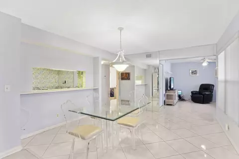 10075 53rd Way S #1401, Boynton Beach, FL 33437