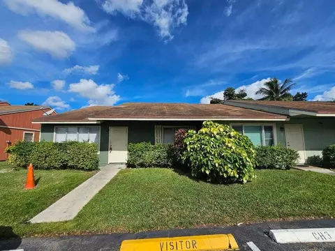 4864 Orleans Ct #D, West Palm Beach, FL 33415
