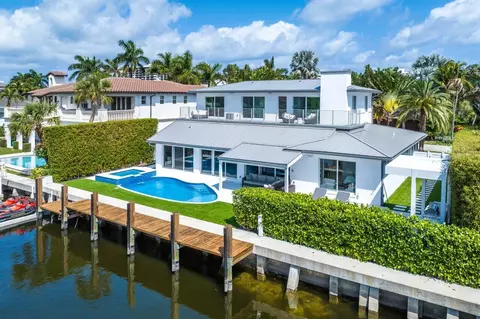 7001 NE 8th Dr, Boca Raton, FL 33487