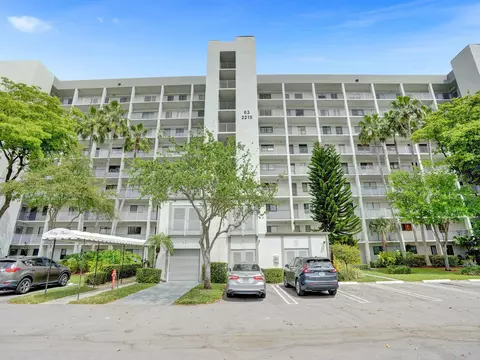 2215 Cypress Island Dr #507, Pompano Beach, FL 33069