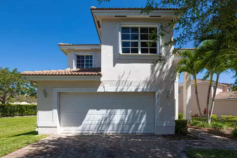 723 Perdido Heights Dr, West Palm Beach, FL 33413