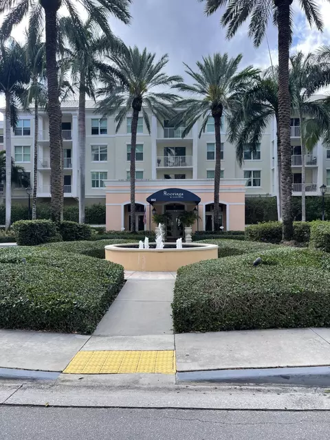 802 W Windward Way #316, Lantana, FL 33462