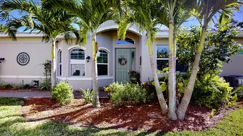12872 SW Lake Fern Cir, Port Saint Lucie, FL 34987
